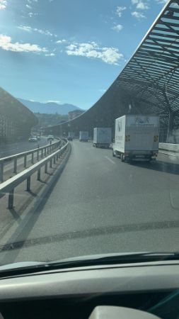 Qualitätiver Schweizer Umzug Zügeldienst Tschugg